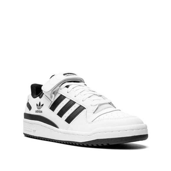 Adidas Forum Low White Black Leather Sneakers Men’s Size 11 NWT Retro